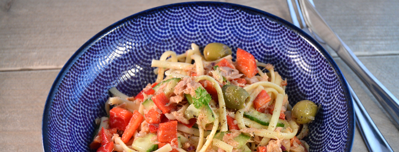 lunchsalade met pasta & tonijn